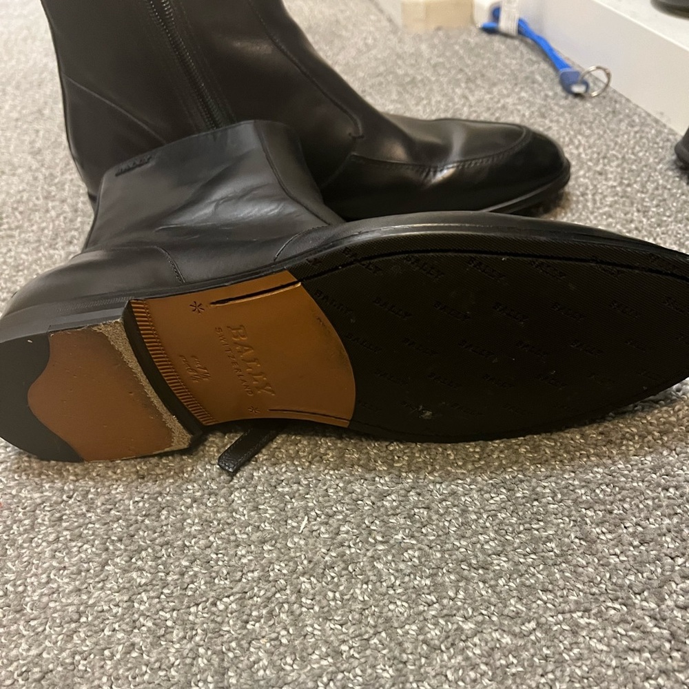 Bally boots men size 8.5